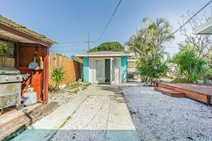 1024 Apache Trail, Clearwater, FL 33755 - Photo 4