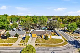 1301 Vinemont Dr, Brandon, FL 33510 - Photo 54