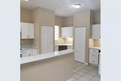 5016 Sunridge Palms Drive, Tampa, FL 33617 - Photo 10