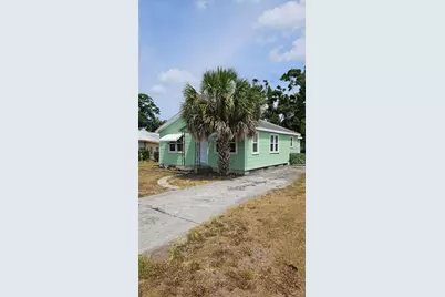 3825 49th Avenue N, Saint Petersburg, FL 33714 - Photo 2