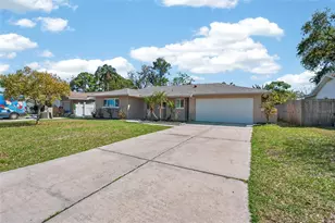 2465 Brentwood Dr, Clearwater, FL 33764 - Photo 2