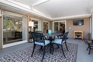 203 Amesbury Cir, Sun City Center, FL 33573 - Photo 32