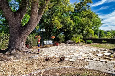 203 Amesbury Circle, Sun City Center, FL 33573 - Photo 44