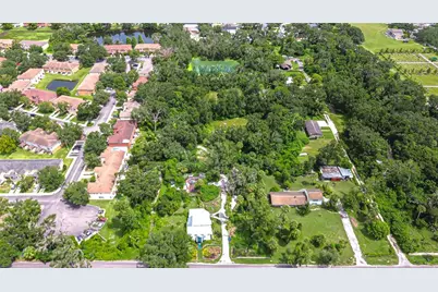 10904 Hackney Drive, Riverview, FL 33578 - Photo 12