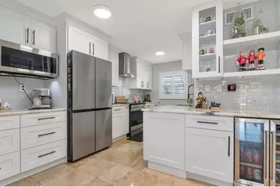 2424 W Tampa Bay Boulevard #C105, Tampa, FL 33607 - Photo 8
