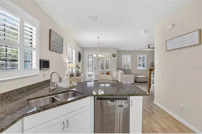 5601 Kingsley Corner Way, Lithia, FL 33547 - Photo 14