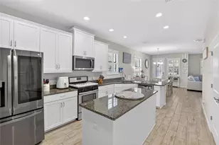 5601 Kingsley Cor Wy, Lithia, FL 33547 - Photo 10