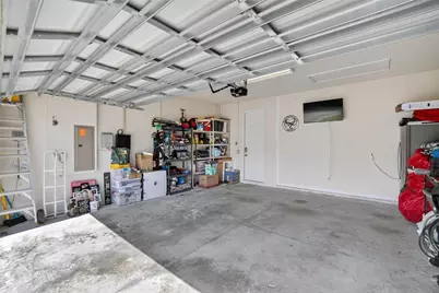 5601 Kingsley Corner Way, Lithia, FL 33547 - Photo 40