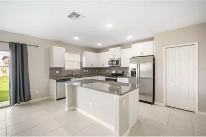 8893 Parsons Hill Boulevard, Wesley Chapel, FL 33545 - Photo 10