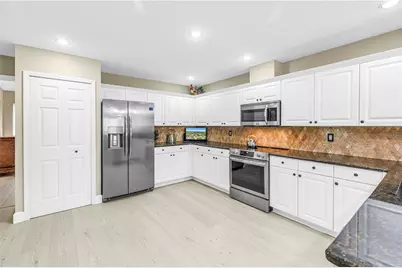 786 59th Avenue NE, Saint Petersburg, FL 33703 - Photo 22