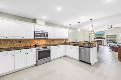 786 59th Avenue NE, Saint Petersburg, FL 33703 - Photo 24