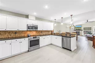 786 59th Ave NE, Saint Petersburg, FL 33703 - Photo 24