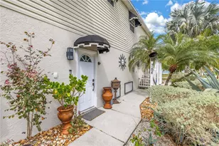 786 59th Ave NE, Saint Petersburg, FL 33703 - Photo 6