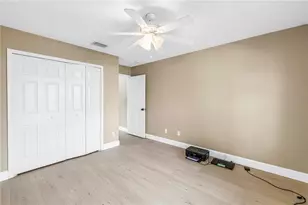 786 59th Ave NE, Saint Petersburg, FL 33703 - Photo 36