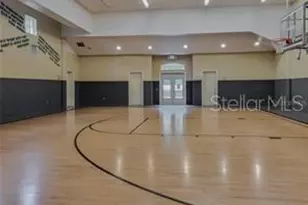 2402 Courtney Meadows Ct, Tampa, FL 33619 - Photo 18