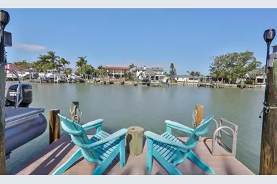 538 Lillian Drive, Madeira Beach, FL 33708 - Photo 38