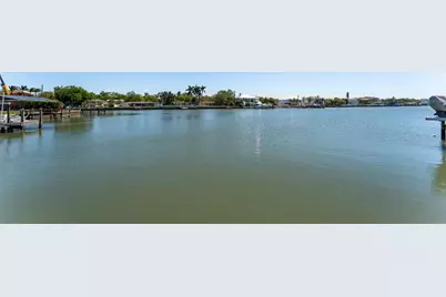 405 Buttonwood Lane, Largo, FL 33770 - Photo 52