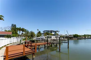 405 Buttonwood Ln, Largo, FL 33770 - Photo 50