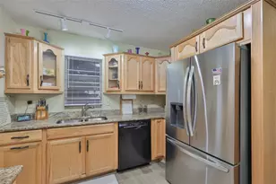 1511 Cloister Dr, Sun City Center, FL 33573 - Photo 12