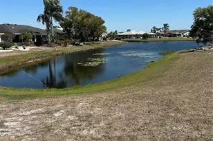 1511 Cloister Dr, Sun City Center, FL 33573 - Photo 4