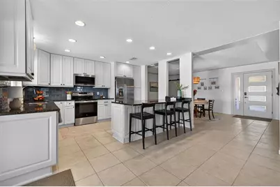 8848 Sunlit Cove Drive NE, Saint Petersburg, FL 33702 - Photo 22