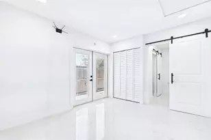 1778 New Hampshire Ave NE, Saint Petersburg, FL 33703 - Photo 18