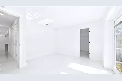 1778 New Hampshire Avenue NE, Saint Petersburg, FL 33703 - Photo 34