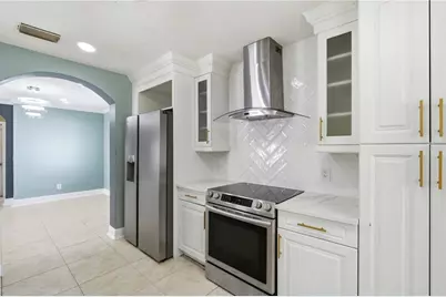12962 Fennway Ridge Drive, Riverview, FL 33569 - Photo 8