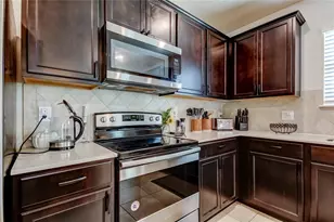 906 Swaying Sawgrass Ave, Ruskin, FL 33570 - Photo 26