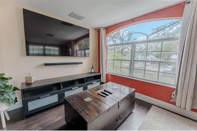 203 W Crest Avenue, Tampa, FL 33603 - Photo 10