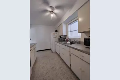 7224 Spring Hill Drive, Spring Hill, FL 34606 - Photo 6