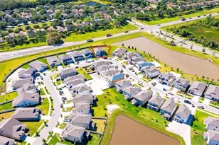 7360 Pool Compass Loop, Wesley Chapel, FL 33545 - Photo 2