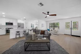 9880 W Bay St, Seminole, FL 33776 - Photo 10