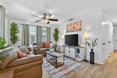 7009 S Fitzgerald Street, Tampa, FL 33616 - Photo 4