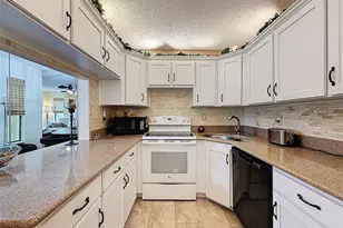 1488 Pine Glen Ln, Tarpon Springs, FL 34688 - Photo 12