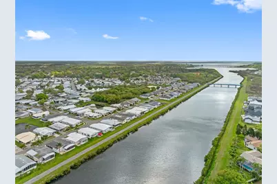 223 Dolphin Drive N, Oldsmar, FL 34677 - Photo 38