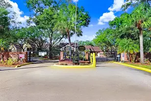 8641 Fancy Finch Dr, Tampa, FL 33614 - Photo 92