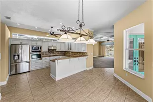 12231 Woodlands Cir, Dade City, FL 33525 - Photo 18