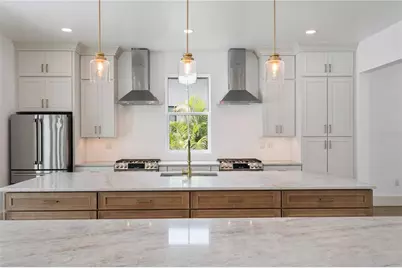 514 38th Avenue NE, Saint Petersburg, FL 33704 - Photo 6