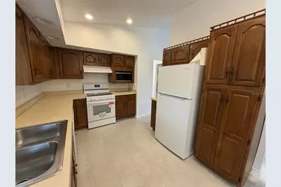 531 W Baffin Drive, Venice, FL 34293 - Photo 8