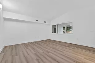 695 Sunset Dr, Tarpon Springs, FL 34689 - Photo 16