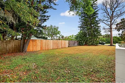 695 Sunset Dr, Tarpon Springs, FL 34689 - Photo 28