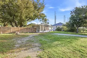 201 Dunkirk Rd, Oldsmar, FL 34677 - Photo 2