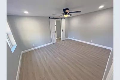 4326 S Clark Avenue, Tampa, FL 33611 - Photo 10