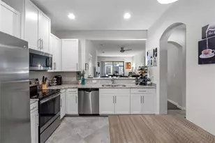 5167 Bay Isle Cir, Clearwater, FL 33760 - Photo 6