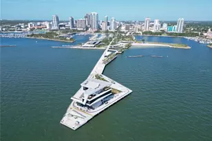 100 4th Ave S, Saint Petersburg, FL 33701 - Photo 50