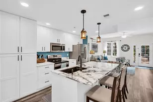 100 4th Ave S, Saint Petersburg, FL 33701 - Photo 4