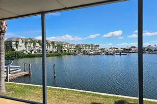 8822 Bay Pointe Dr, Tampa, FL 33615 - Photo 14