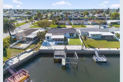 12734 2nd Isle, Hudson, FL 34667 - Photo 2