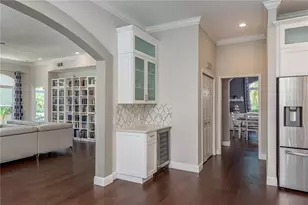 4010 Executive Dr, Palm Harbor, FL 34685 - Photo 12